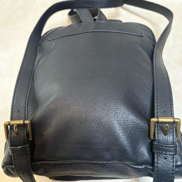 Margot black leather backpack in great condition - Picture 8 of 9